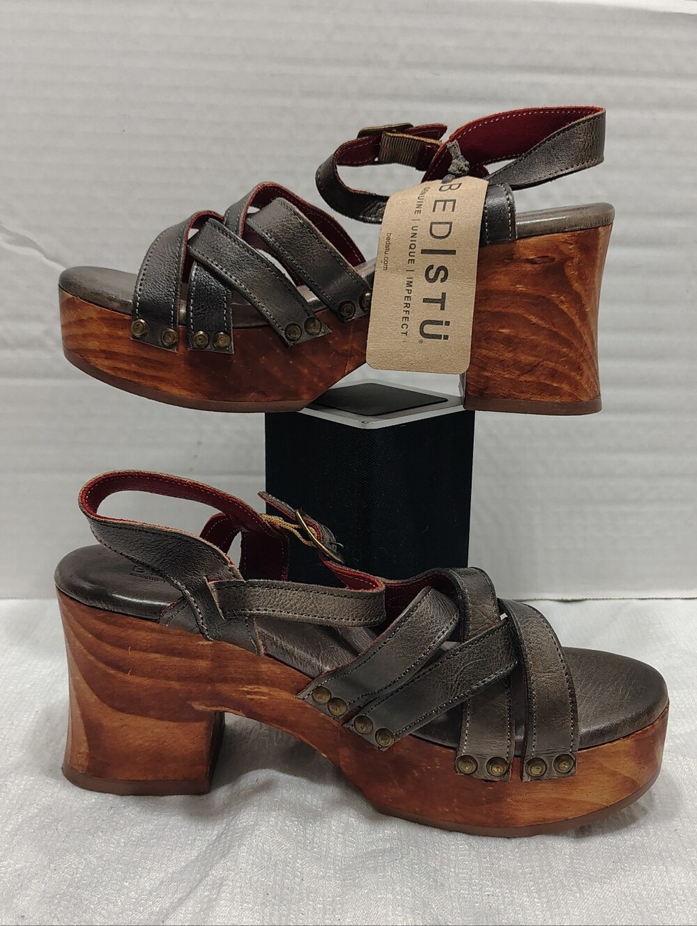 (NEW) Bed Stu Paulina Distressed, Women # 9.5 US Chunky Wooden Platform